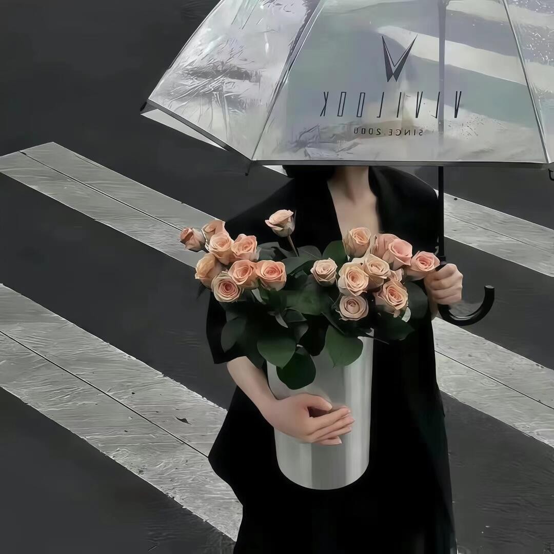 Yoyo’s Luxury Accessories Boutique